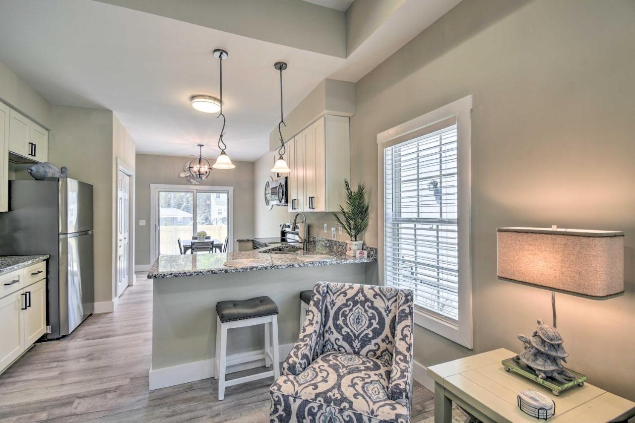 Ocean Isle Beach Home With Shared Lanai And Grill Buitenkant foto