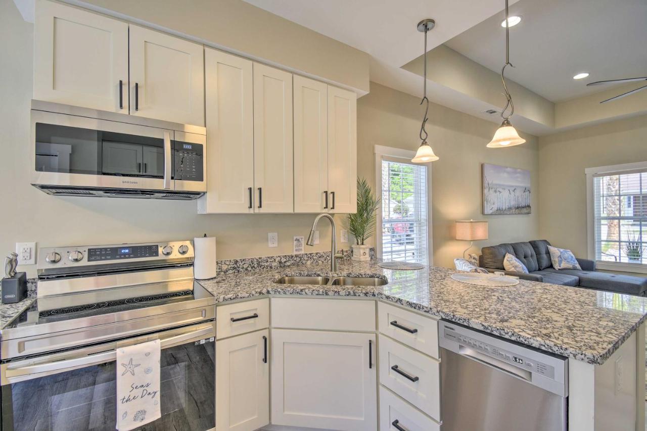 Ocean Isle Beach Home With Shared Lanai And Grill Buitenkant foto